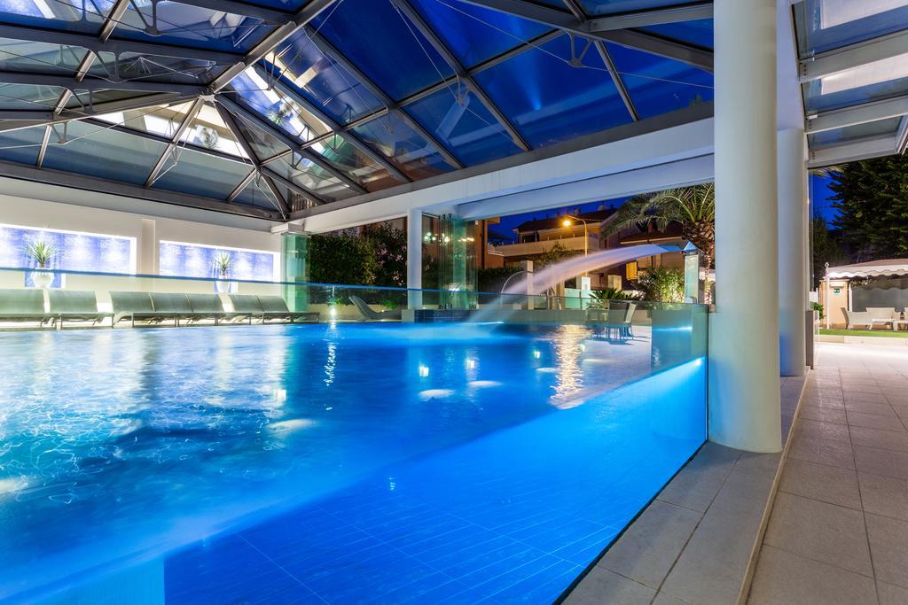 Hotel Luna Riccione E Aqua Spa Only Adults +12 Luaran gambar